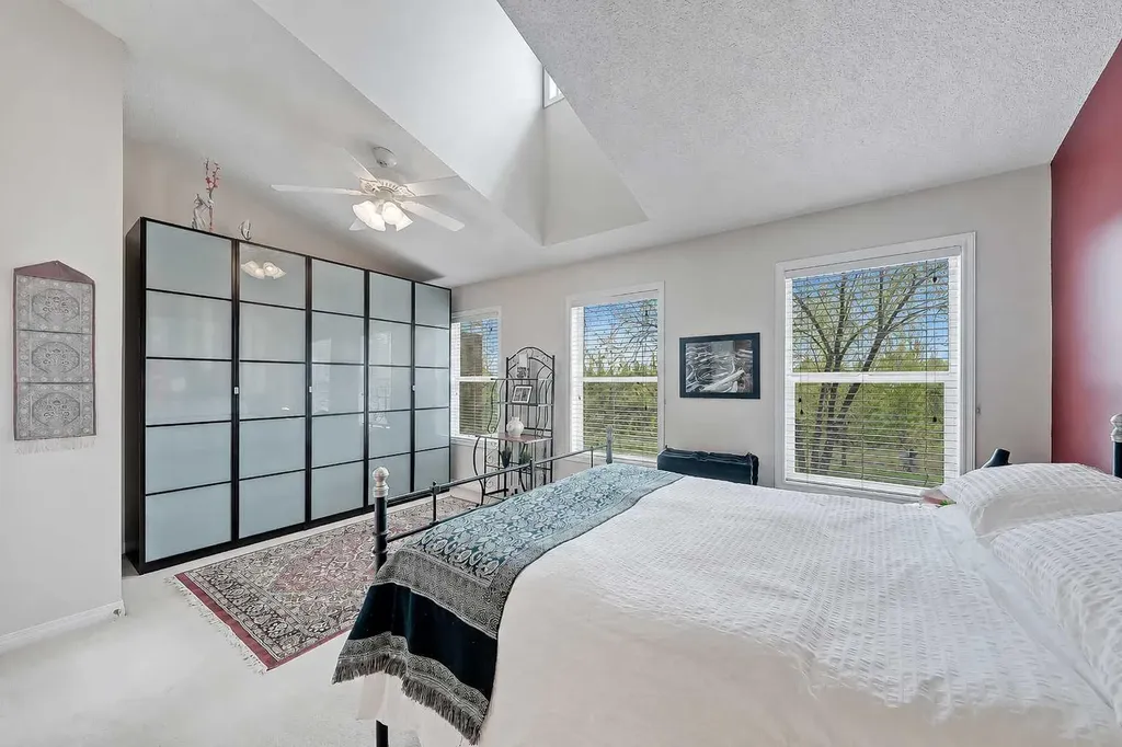 48 Promenade Way SE Calgary AB T2Z 3R4