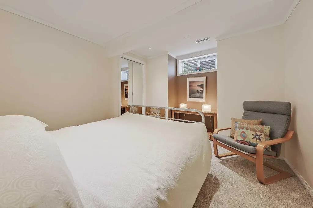 48 Promenade Way SE Calgary AB T2Z 3R4