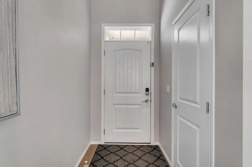 16 Nolancrest Circle NW Calgary AB T3R 0T8