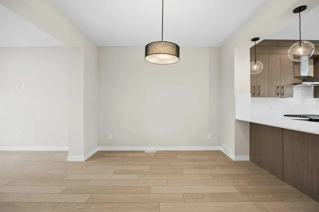 536 Chelsea Gardens Chestermere AB T1X 2V5