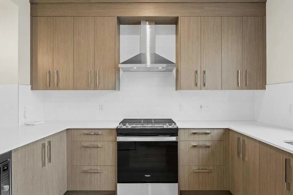536 Chelsea Gardens Chestermere AB T1X 2V5