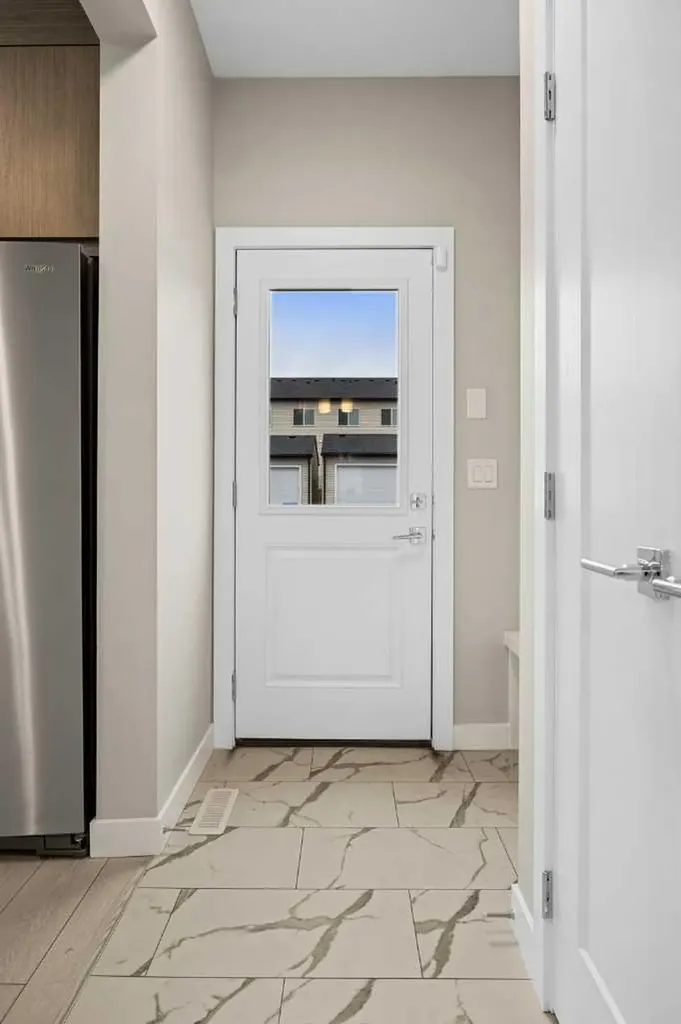 536 Chelsea Gardens Chestermere AB T1X 2V5