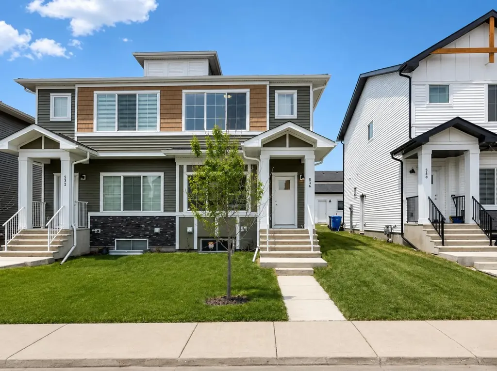 536 Chelsea Gardens Chestermere AB T1X 2V5