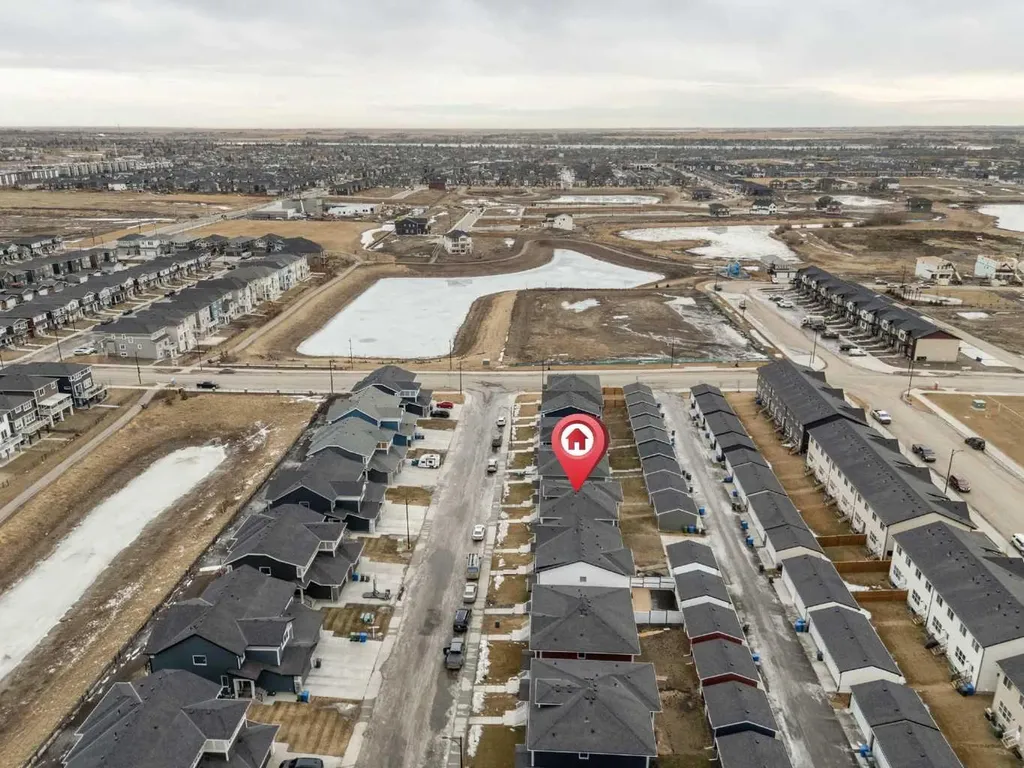 536 Chelsea Gardens Chestermere AB T1X 2V5