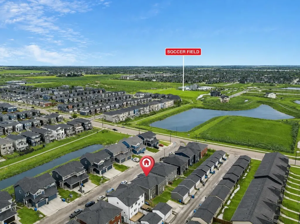 536 Chelsea Gardens Chestermere AB T1X 2V5