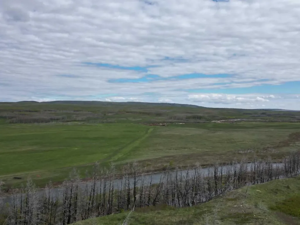 1 Paradise Drive Rural Cardston County AB T0K 2M0