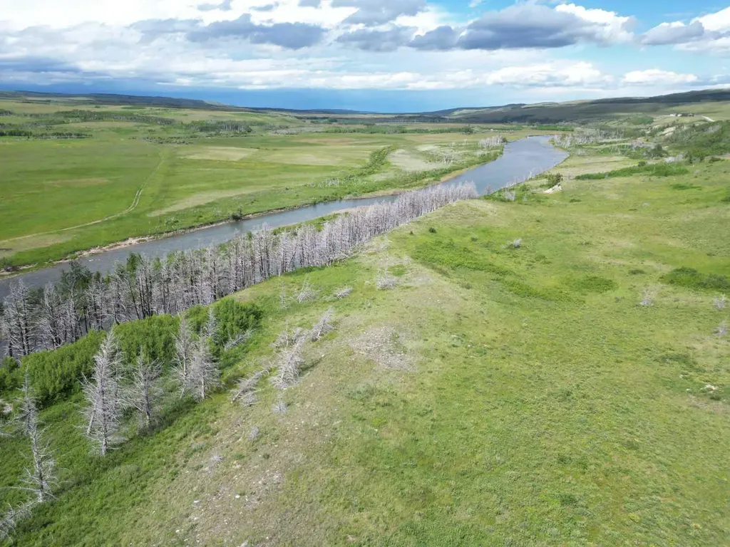 1 Paradise Drive Rural Cardston County AB T0K 2M0