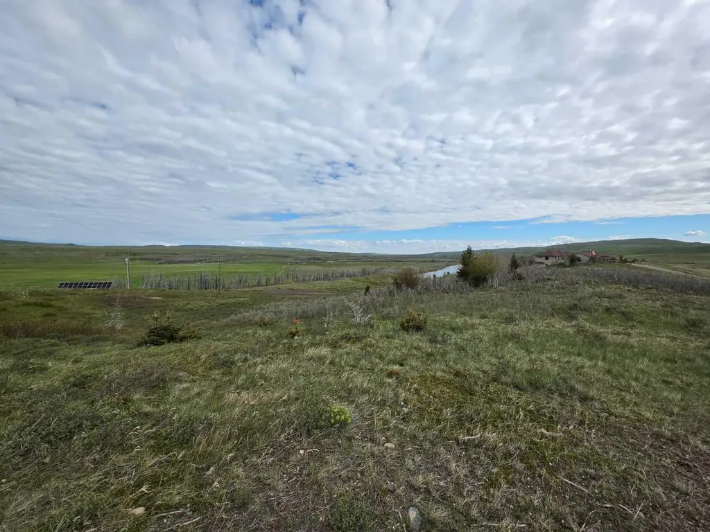 1 Paradise Drive Rural Cardston County AB T0K 2M0