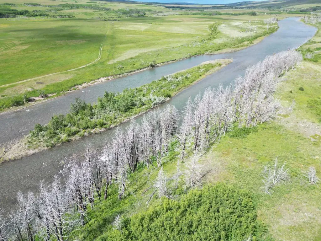 1 Paradise Drive Rural Cardston County AB T0K 2M0