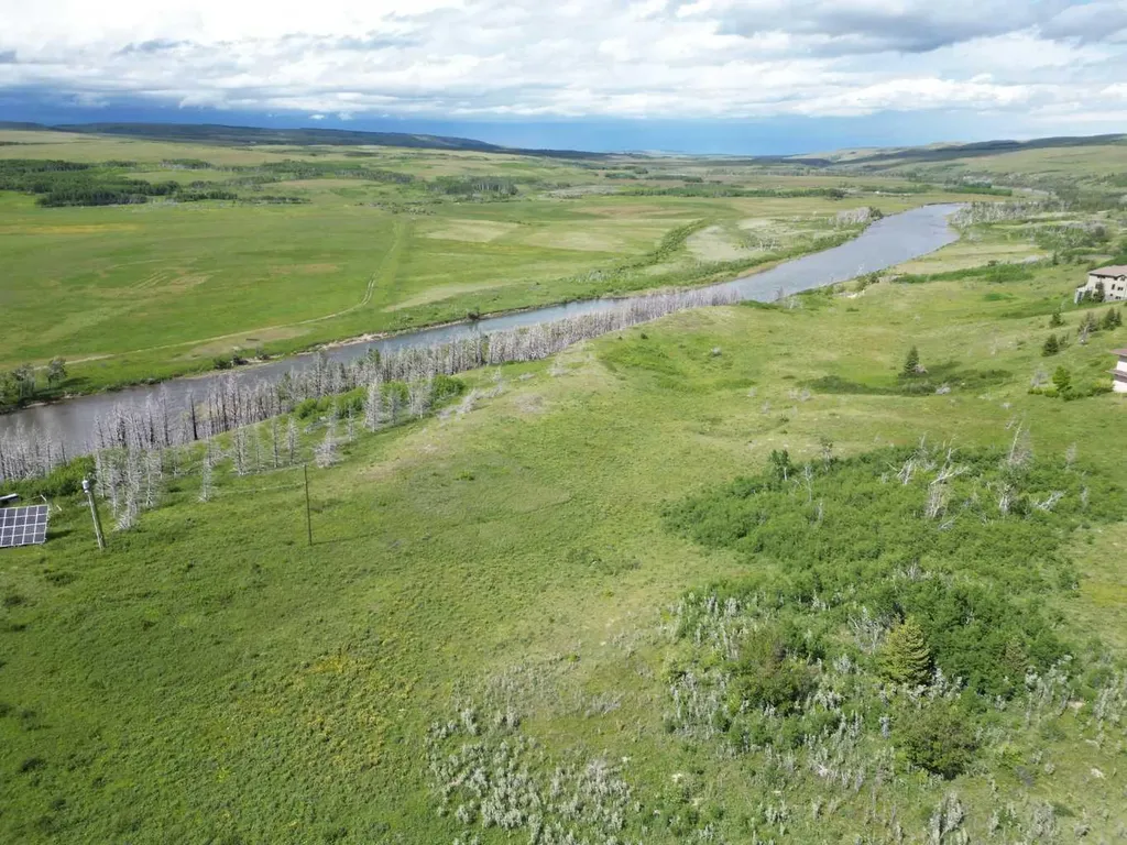 1 Paradise Drive Rural Cardston County AB T0K 2M0