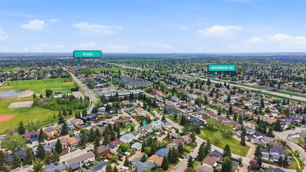 85 Cedarwood Hill SW Calgary AB T2W 3H4
