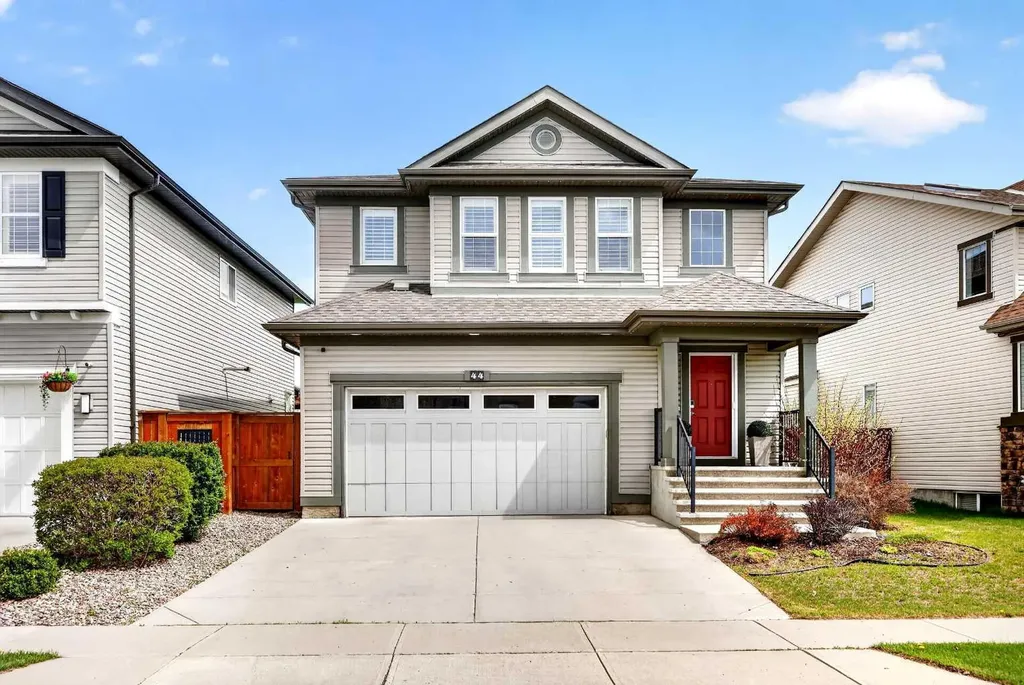 44 Elgin Meadows Link SE Calgary AB T2Z 0S3