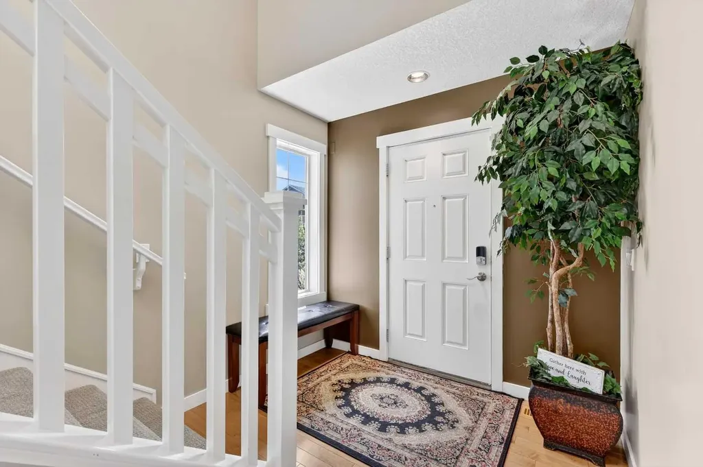 44 Elgin Meadows Link SE Calgary AB T2Z 0S3