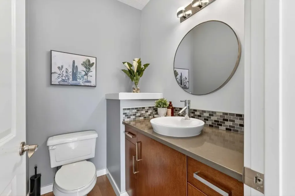 44 Elgin Meadows Link SE Calgary AB T2Z 0S3