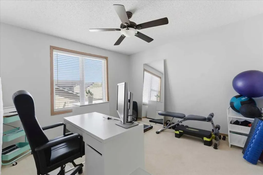 132 Covebrook Close NE Calgary AB T3K 6J5