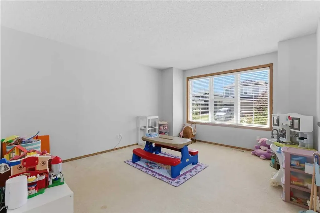 132 Covebrook Close NE Calgary AB T3K 6J5