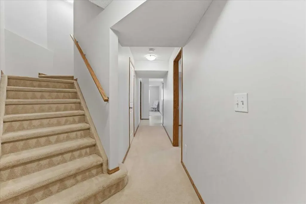 132 Covebrook Close NE Calgary AB T3K 6J5