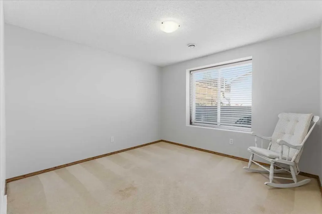 132 Covebrook Close NE Calgary AB T3K 6J5
