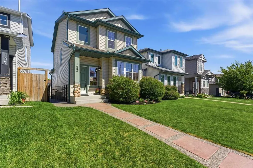 132 Covebrook Close NE Calgary AB T3K 6J5