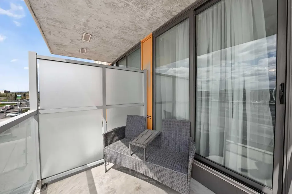 3830 Brentwood Road NW Calgary AB T2L 1K8