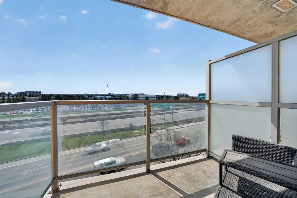 3830 Brentwood Road NW Calgary AB T2L 1K8