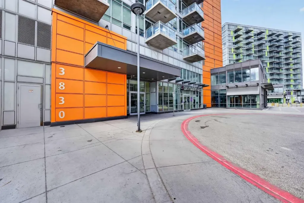3830 Brentwood Road NW Calgary AB T2L 1K8