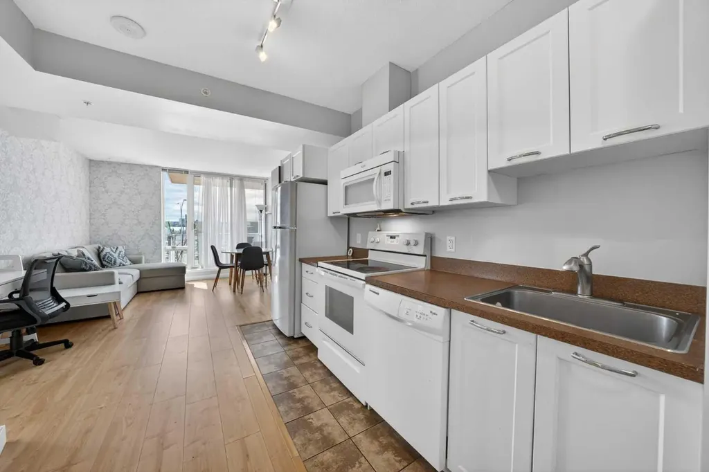 3830 Brentwood Road NW Calgary AB T2L 1K8
