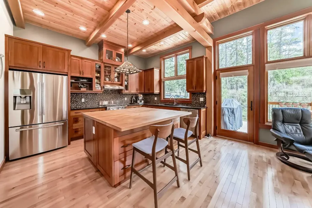 272 Three Sisters Drive Canmore AB T1W 2M7