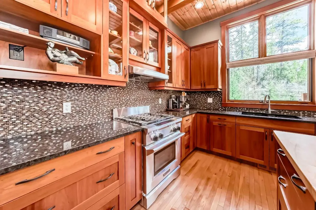 272 Three Sisters Drive Canmore AB T1W 2M7