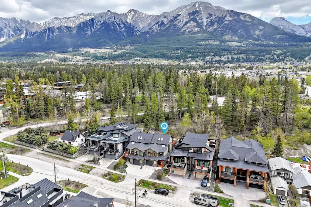 272 Three Sisters Drive Canmore AB T1W 2M7