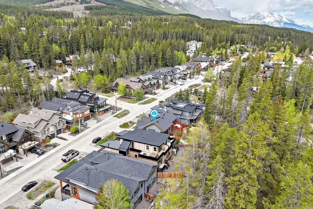 272 Three Sisters Drive Canmore AB T1W 2M7