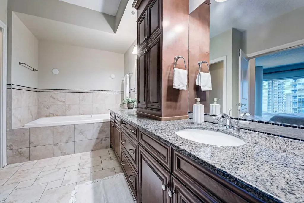 920 5 Avenue SW Calgary AB T2P 5P6