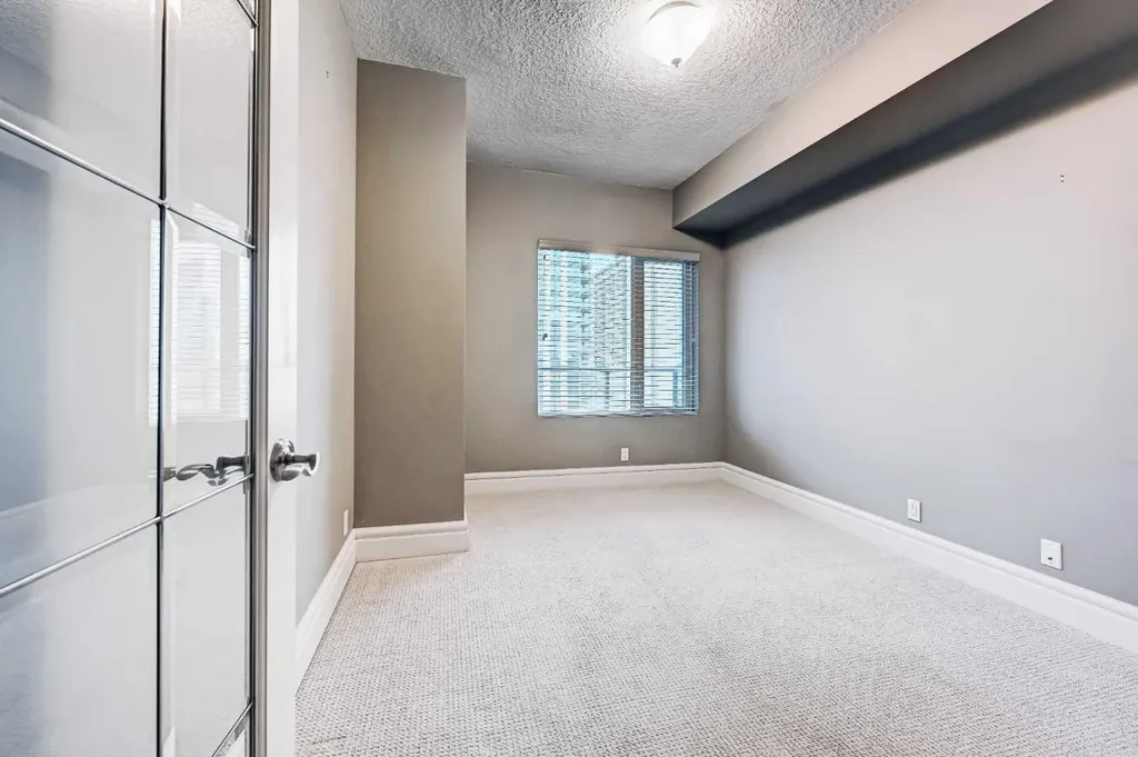 920 5 Avenue SW Calgary AB T2P 5P6