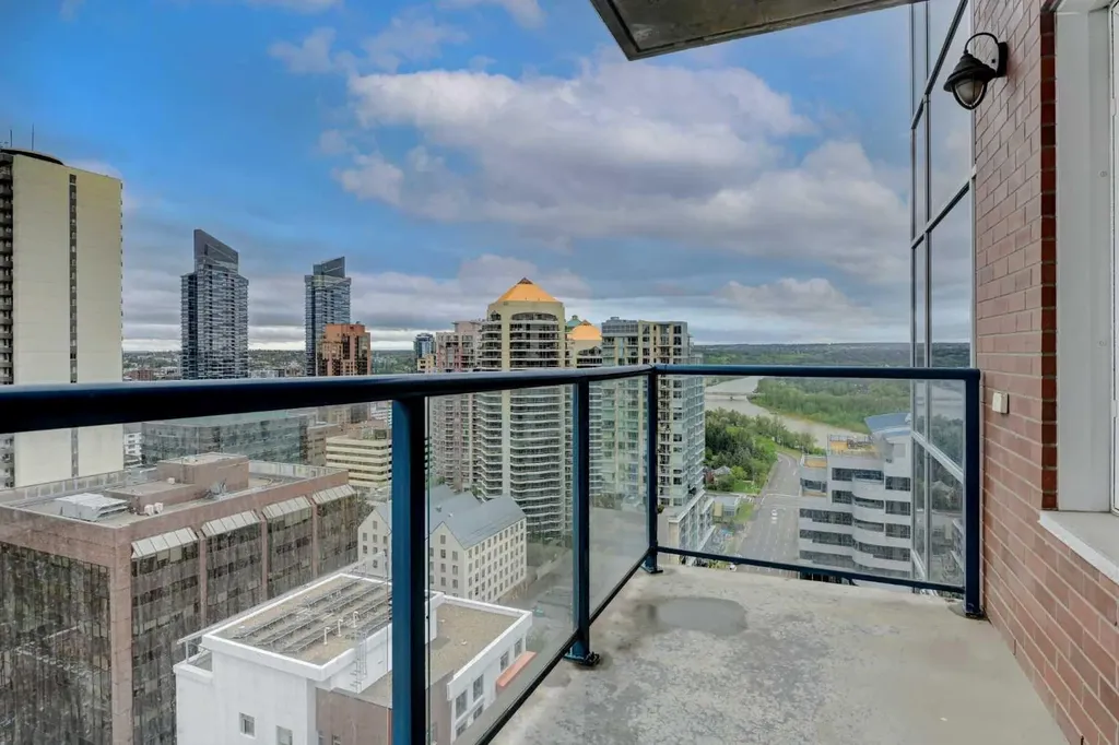 920 5 Avenue SW Calgary AB T2P 5P6