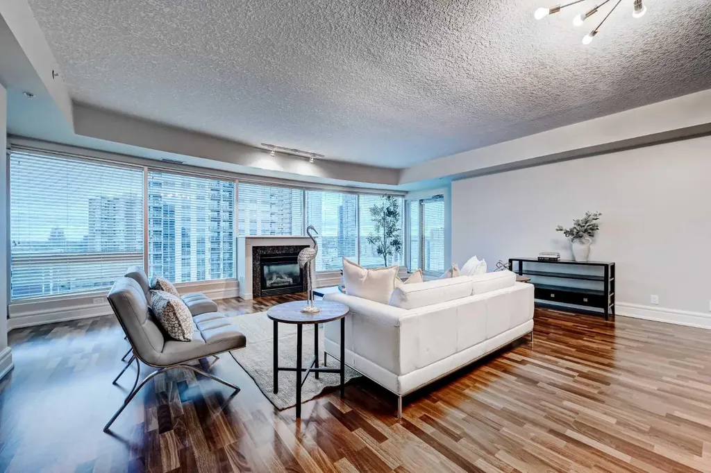 920 5 Avenue SW Calgary AB T2P 5P6