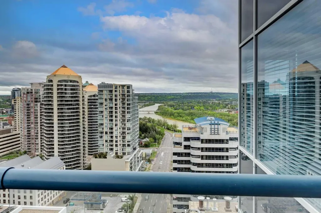 920 5 Avenue SW Calgary AB T2P 5P6