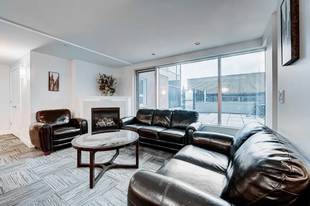 920 5 Avenue SW Calgary AB T2P 5P6