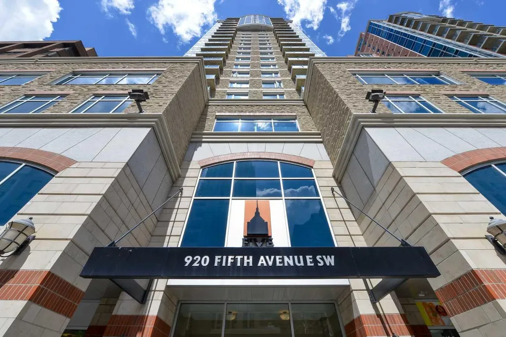 920 5 Avenue SW Calgary AB T2P 5P6