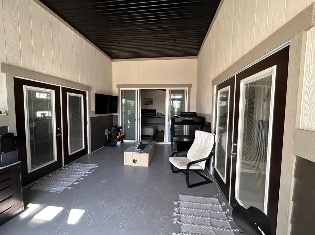 596 Muirfield Crescent Lyalta AB T0J1Y0