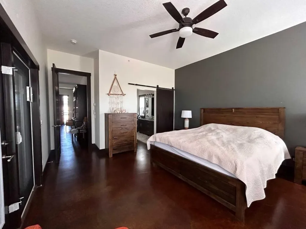 596 Muirfield Crescent Lyalta AB T0J1Y0