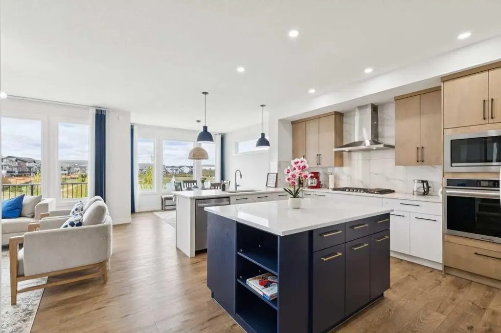 814 Bluerock Way SW Calgary AB T2Y0S4