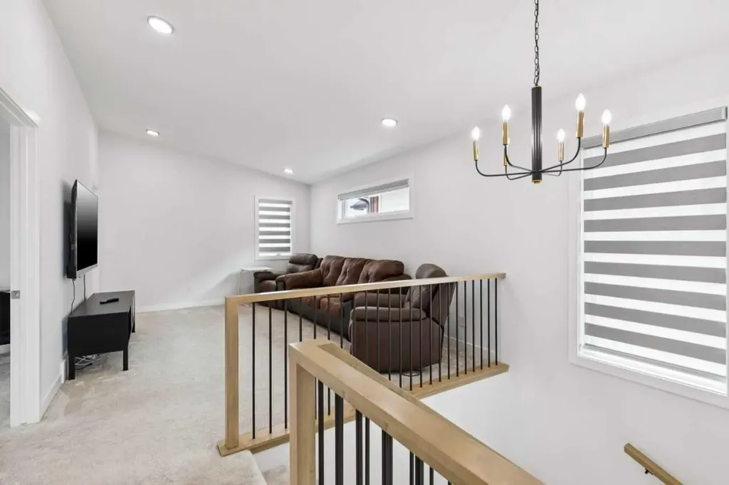814 Bluerock Way SW Calgary AB T2Y0S4