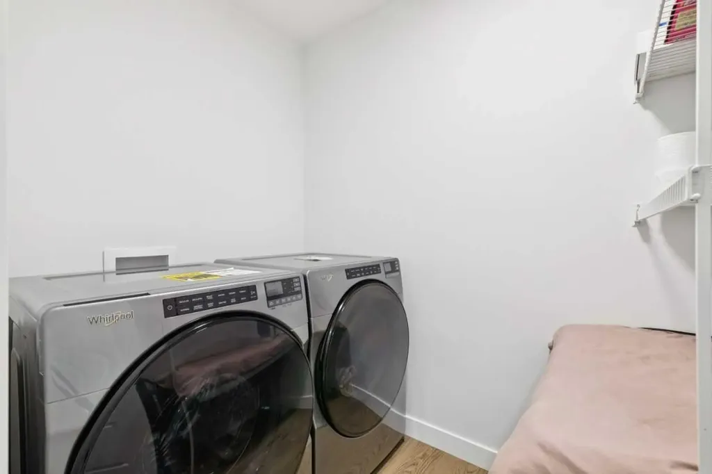 814 Bluerock Way SW Calgary AB T2Y0S4