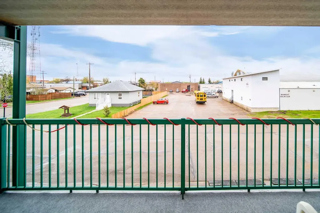 848 4 Avenue Wainwright AB T9W 1V6
