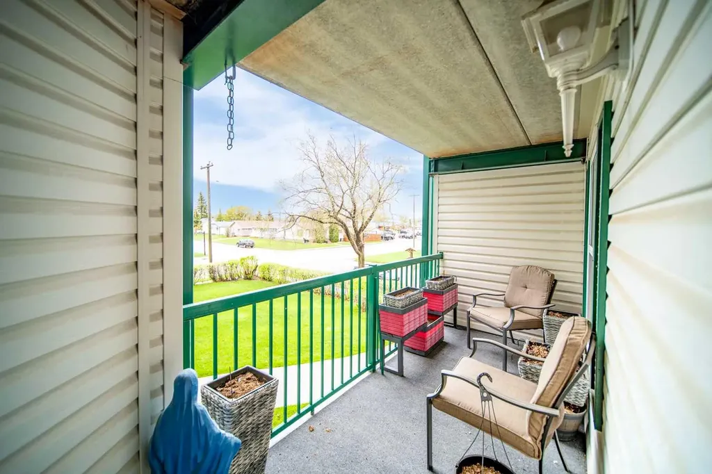 848 4 Avenue Wainwright AB T9W 1V6