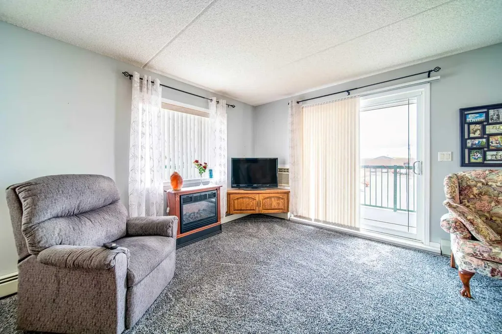 848 4 Avenue Wainwright AB T9W 1V6