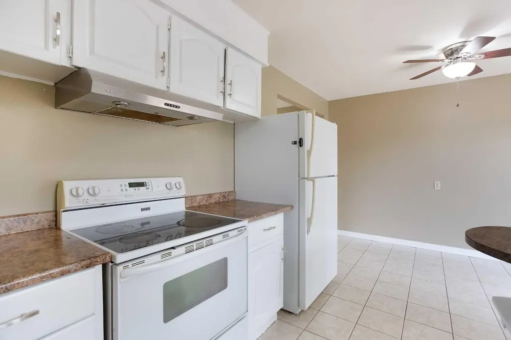920 41 Street SE Calgary AB T2A1K5