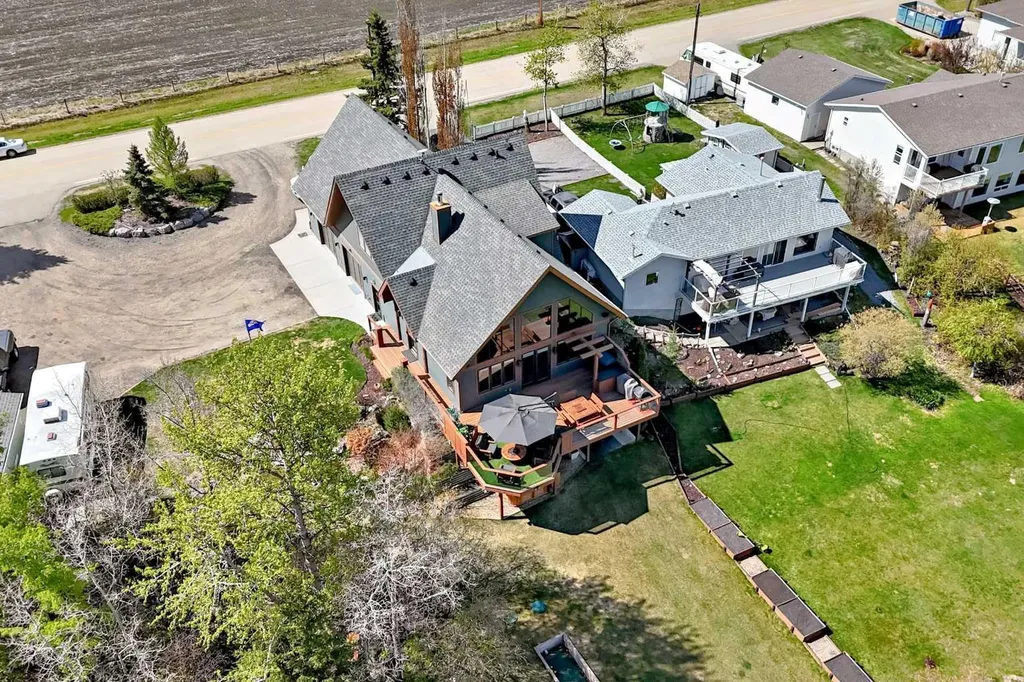 40422 Range Road 10 Rural Lacombe County AB T0C 0J0