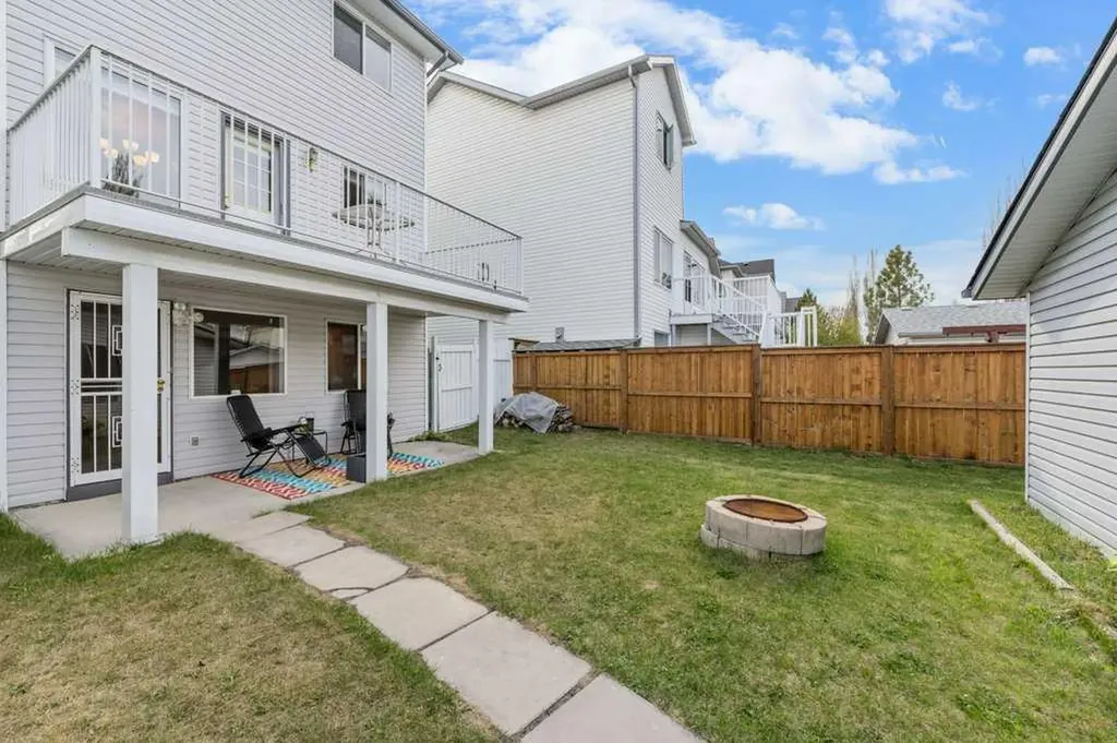 10744 Hidden Valley Drive NW Calgary AB T3A 5K1
