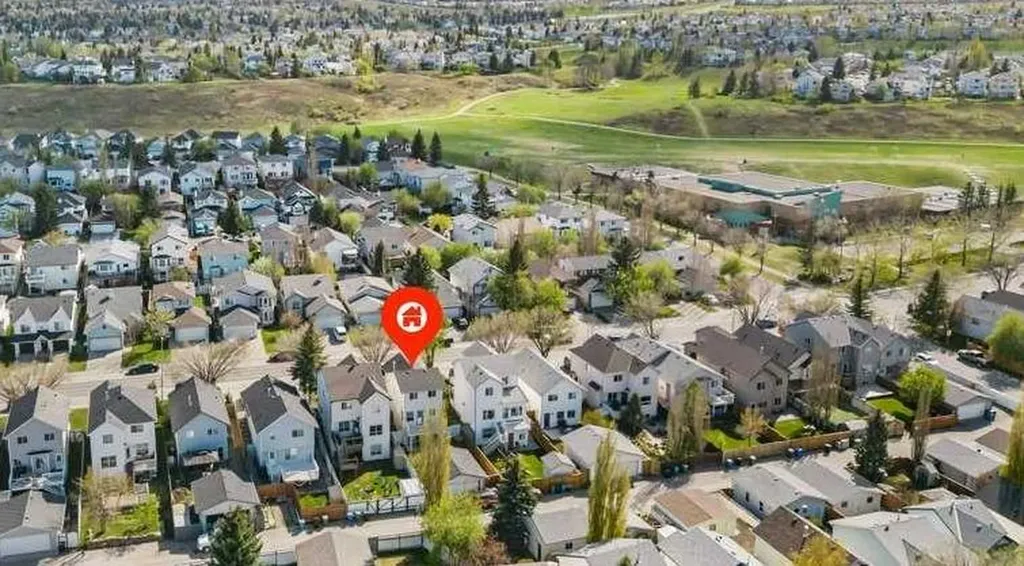 10744 Hidden Valley Drive NW Calgary AB T3A 5K1